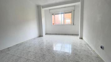 Piso en venta en El Prat de Llobregat de 60 m2 photo 0