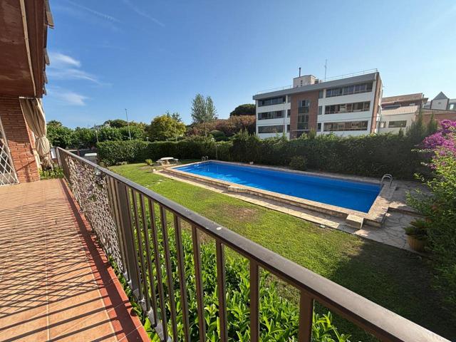 Piso en venta en GAVA de 130 m2 photo 0