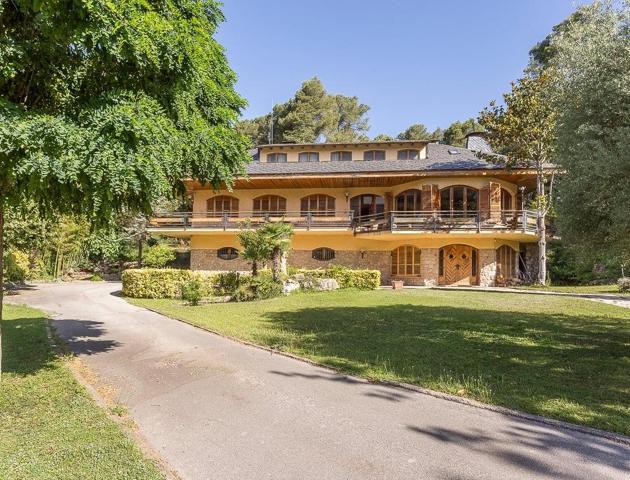 Expectacular Casa en Begues photo 0