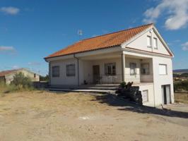 Chalet en venta en Ciudad Rodrigo photo 0