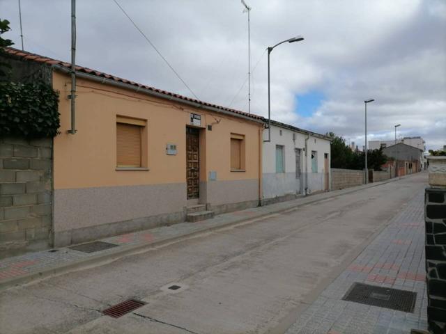 Casa adosada en venta en Ciudad Rodrigo photo 0