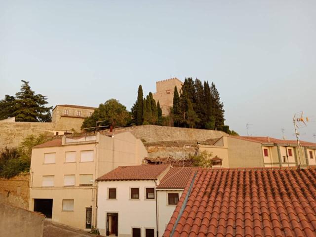 Venta de chalet unifamiliar en Ciudad Rodrigo photo 0