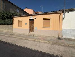 Casa en venta en Ciudad Rodrigo photo 0