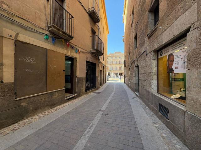 Local comercial en venta en Ciudad Rodrigo photo 0