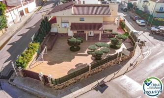 Villa En venta en Roses photo 0