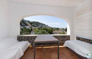 Piso En venta en Roses photo 0