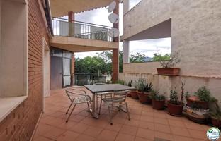 Villa En venta en Roses photo 0