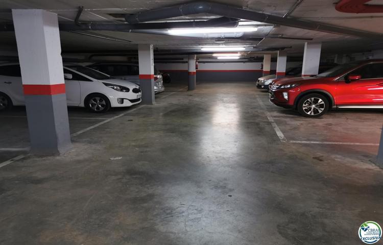 Parking En venta en Llançà photo 0