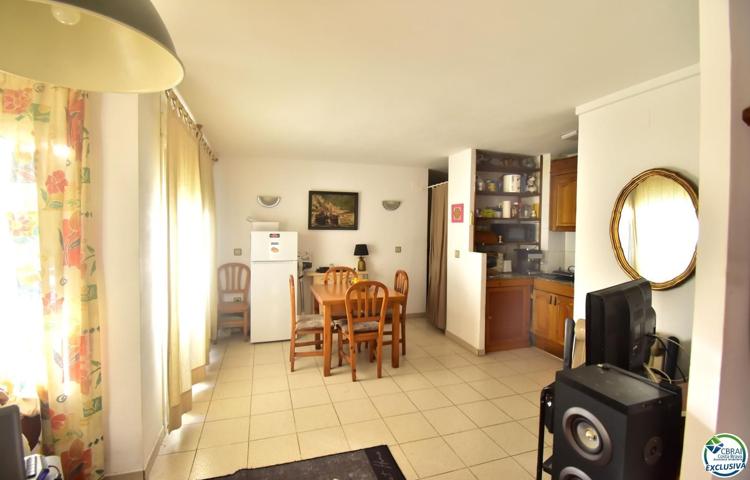 Piso En venta en Roses photo 0