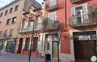 Villa En venta en Figueres photo 0