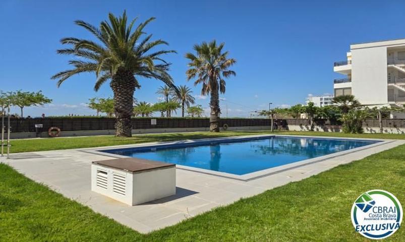 Piso En venta en Roses photo 0