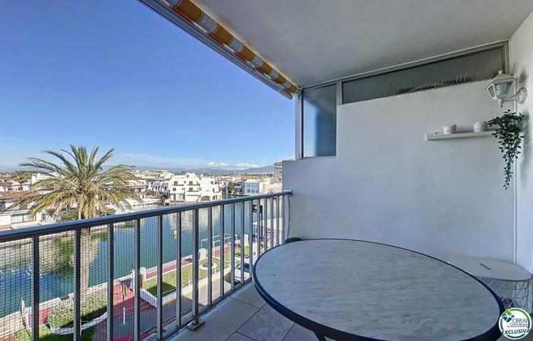 Piso En venta en Castelló d'Empúries photo 0