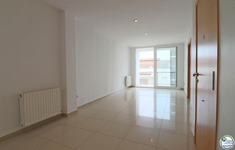 Piso En venta en Roses photo 0