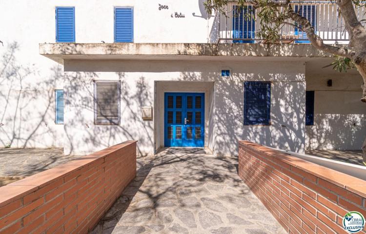 Piso En venta en Roses photo 0