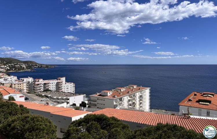 Piso En venta en Roses photo 0