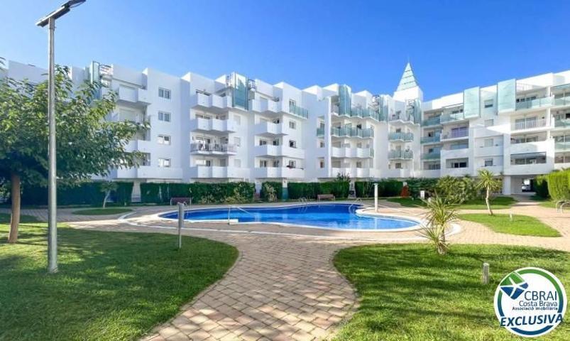 Piso En venta en Roses photo 0