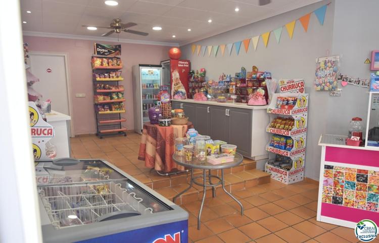 Local En venta en Roses photo 0