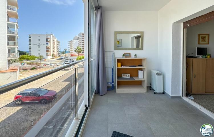 Piso En venta en Roses photo 0