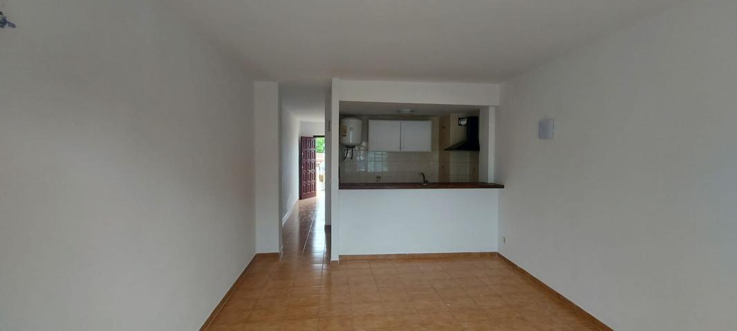 Piso En venta en Castelló d'Empúries photo 0