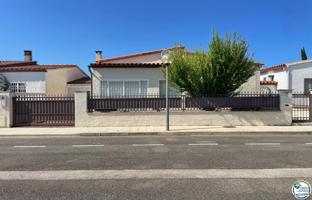 Villa En venta en Roses photo 0