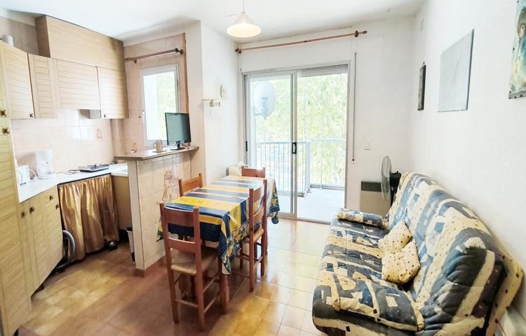 Piso En venta en Castelló d'Empúries photo 0