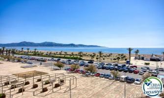Piso En venta en Castelló d'Empúries photo 0