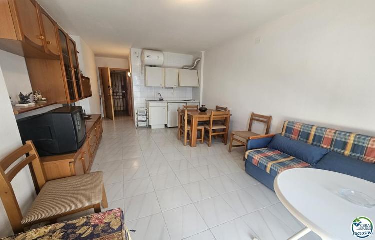 Piso En venta en Castelló d'Empúries photo 0