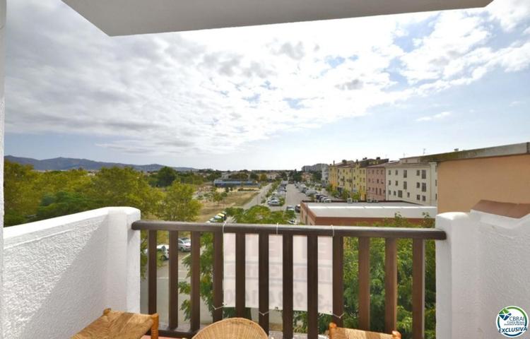 Piso En venta en Castelló d'Empúries photo 0