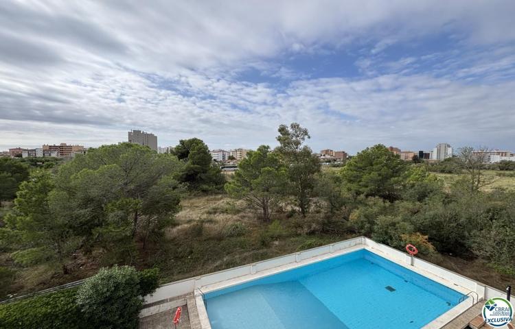 Piso En venta en Roses photo 0