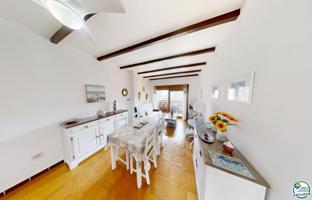 Piso En venta en Castelló d'Empúries photo 0