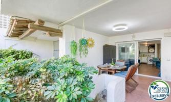 Piso En venta en Roses photo 0