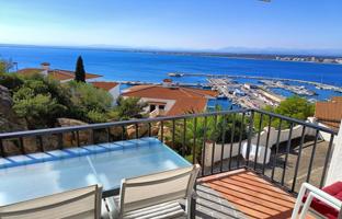 Piso En venta en Roses photo 0