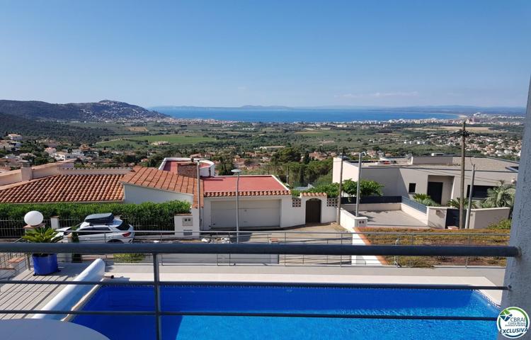 Villa En venta en Roses photo 0