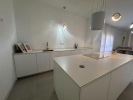 Piso En venta en Centro, Murcia photo 0