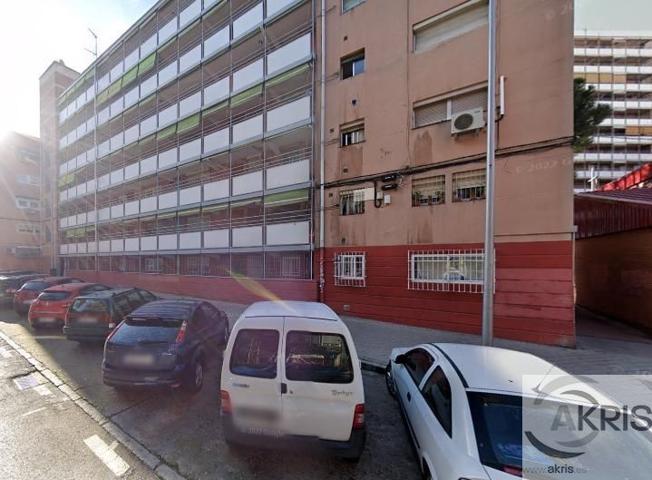VIVIENDA EN BARRIO USERA DE MADRID photo 0