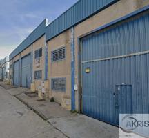 NAVE INDUSTRIAL EN SERRANILLOS DEL VALLE photo 0