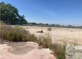 TERRENO URBANO NO CONSOLIDADO EN FUENTIDUEÑA DE TAJO photo 0