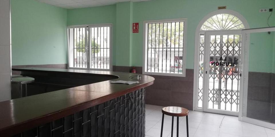 Local comercial en Venta en Motril Granada Ref: BU001 photo 0