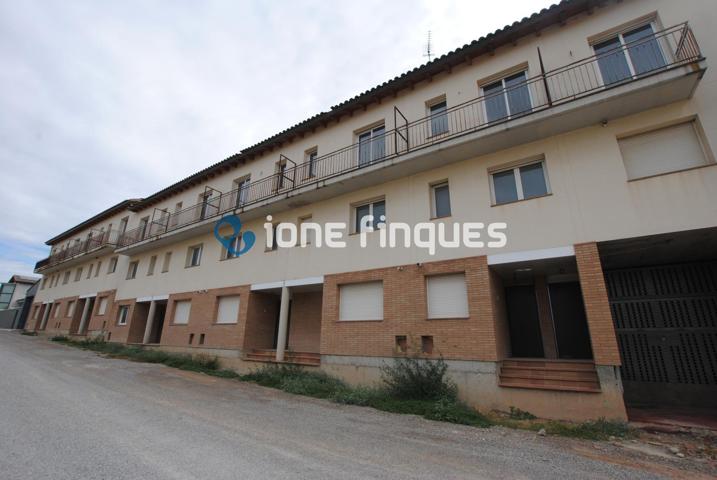 Unifamiliar adosada - Bellcaire d Urgell photo 0