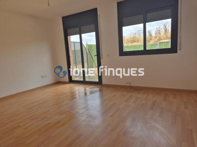 Unifamiliar adosada - Agramunt photo 0