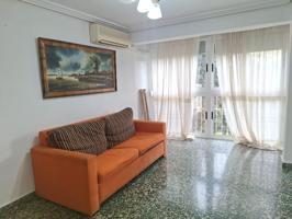 Amplio piso para estudiantes en San Antón, Murcia! photo 0