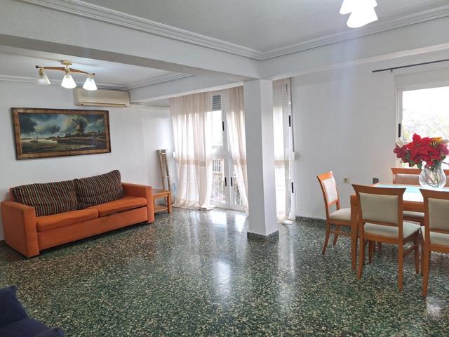 Amplio piso para estudiantes en San Antón, Murcia! photo 0