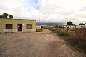 TERRENO Y VIVIENDA, EN LAS NORIAS. photo 0