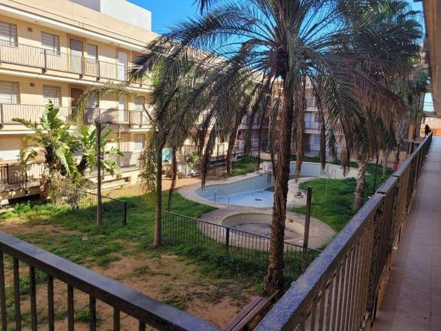 APARTAMENTO CON TERRAZA Y PLAZA DE GARAJE, EN RESIDENCIAL CON PISCINA photo 0