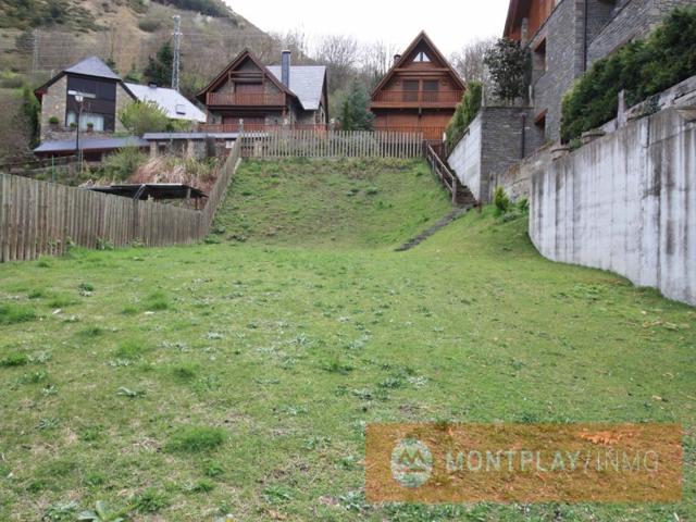 Terrenos Edificables En venta en Vielha E Mijaran photo 0
