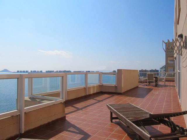 FRONTAL AL MEDITERRÁNEO CON TERRAZA DE 88M2 - PUNTA CORMORÁN, BLOQUE 4, ESC. 1, 7º 1 - 1397 www.legalspania.com post@legalspania.com +34 968142498 +34 photo 0