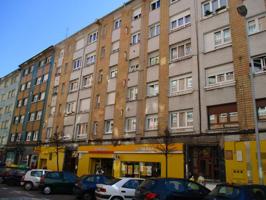 Piso En venta en Calle Andalucía, El Llano, Gijón photo 0