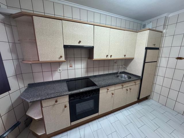 Piso En venta en Calle Suárez Inclán, 84, Cudillero photo 0