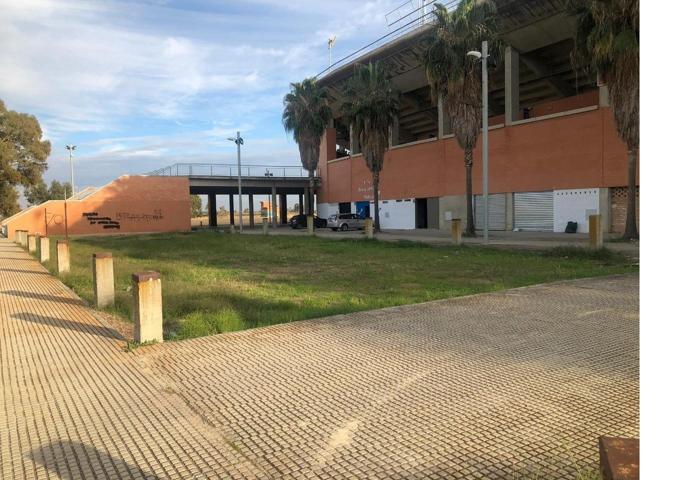 PARCELA MT4 USO TERCIARIO-OFICINAS. NUEVO ESTADIO COLOMBINO-HUELVA photo 0