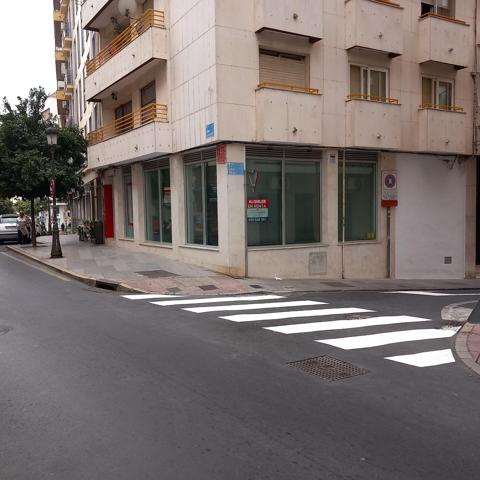 LOCAL COMERCIAL ADAPTADO 322 M2,  ESQUINA MARQUES DE ARACENA-HUELVA photo 0
